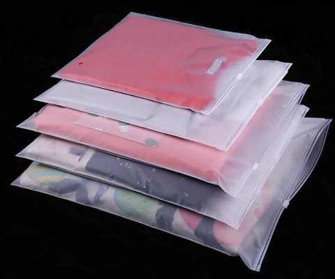 슬라이더 지프 잠금 장치 플라스틱 화장용 가방이 명백한 맞춘 pvc 집록크 팁 슬라이더 지퍼 플라스틱 의복 T셔츠 가방을 공급합니다
